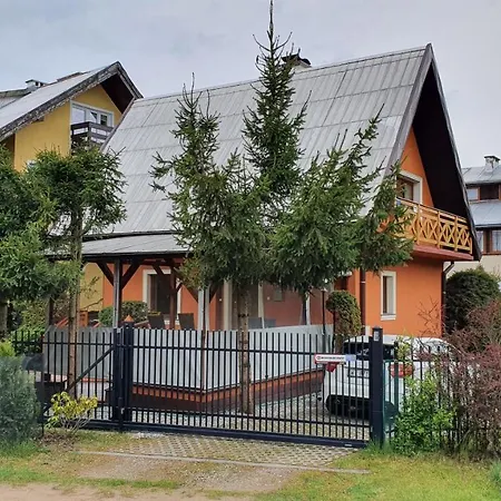 Eve Деревянный коттедж Гижицко